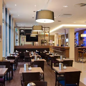 holiday-inn-express-nuremberg-city-hauptbahnhof.nuremberg-hotels.org/